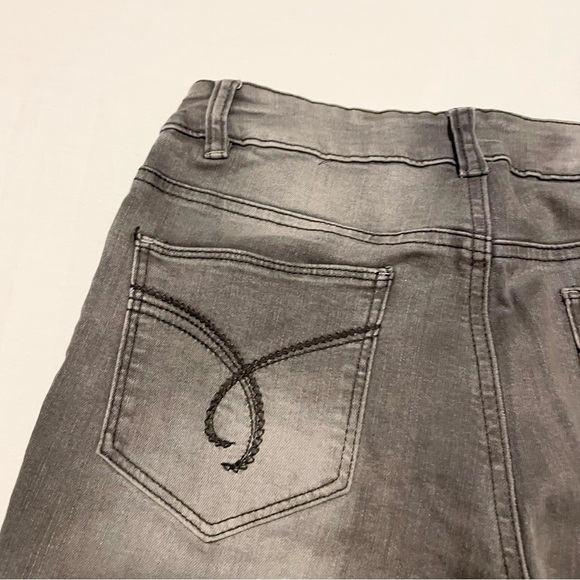 Jeaniologie Women Size 6 High Rise Skinny Jeans Distressed - Picture 15 of 16